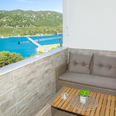 Matko - Two Bedrom With View Апартаменты Плоче