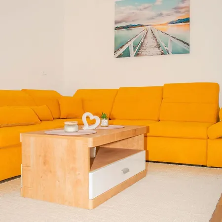 Matko - Two Bedrom With View Apartment
