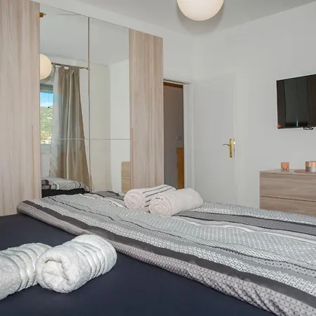Matko - Two Bedrom With View