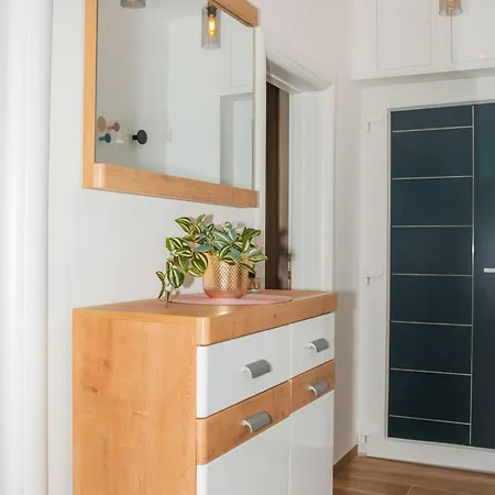 Apartment Matko - Two Bedrom With View Ploce (Dubrovnik-Neretva)